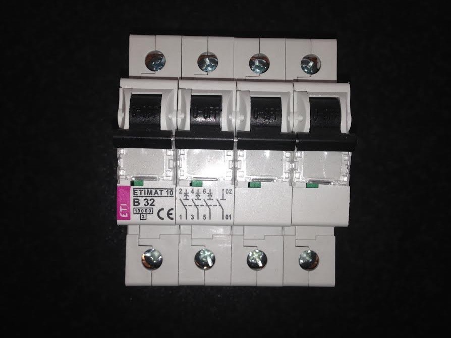 Eti Etimat10 Installatie Automaat 32A B-Kar 3-Fase+N 4-P 400V 00120210