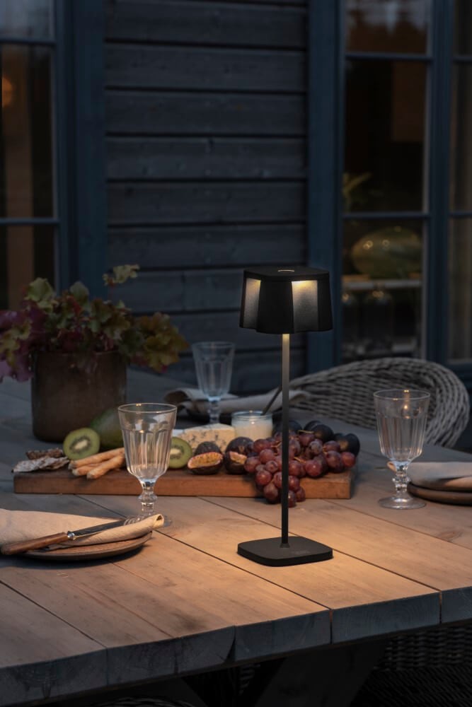 Konst- Lounge Tafel 7818-750 Nice Led 35Cm Ip65 Matzwart 2.2W USB Ww