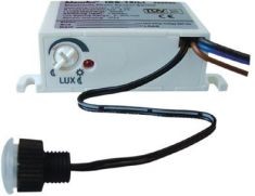 Klemko Ibe-15Li 830080 Inbouw Schemerschakelaar 4.2A-lux-instelb. 5-300Lux met losse sensor IP55 59x40x23mm inb 12mm